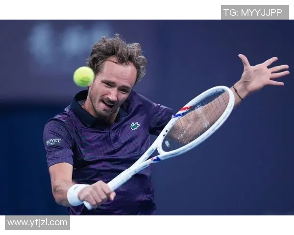 全国锦标赛回顾：杭州网球队默契配合展现团队精神与竞技实力